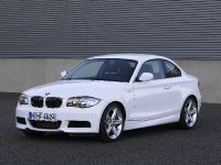 BMW 1 Series E82 135i Coupe (2007) - picture 1 of 12