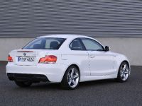 BMW 1 Series E82 135i Coupe (2007) - picture 6 of 12