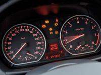 BMW 1 Series E82 135i Coupe (2007) - picture 11 of 12