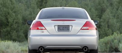 Honda Accord Coupe EX-L (2007) - picture 12 of 17
