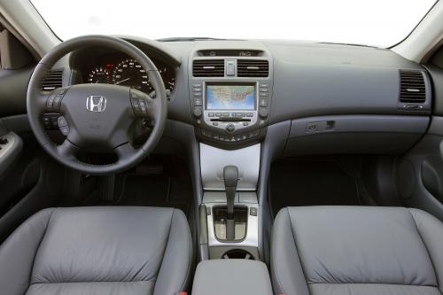 Honda Accord Coupe EX-L (2007) - picture 17 of 17