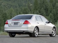 Honda Accord Sedan EX-L (2007) - picture 10 of 17
