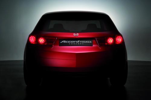 Honda Accord Tourer Concept (2007) - picture 8 of 10