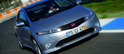 Honda Civic Type R (2007) - picture 28 of 81
