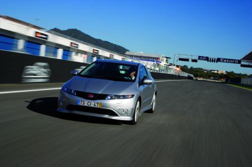Honda Civic Type R (2007) - picture 33 of 81
