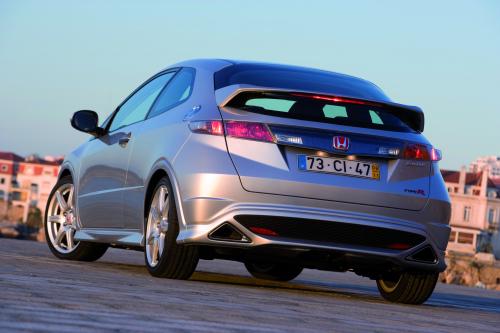 Honda Civic Type R (2007) - picture 56 of 81