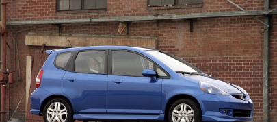 Honda Fit Sport (2007) - picture 12 of 60