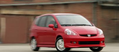 Honda Fit Sport (2007) - picture 28 of 60
