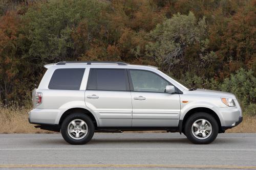 Honda Pilot EX-L 4WD (2007) - picture 8 of 19