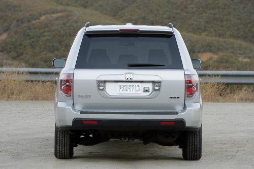 Honda Pilot EX-L 4WD (2007) - picture 9 of 19