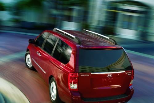 Hyundai Entourage (2007) - picture 16 of 32
