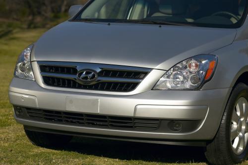 Hyundai Entourage (2007) - picture 17 of 32