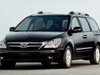 Hyundai Entourage (2007)