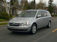 Hyundai Entourage (2007)