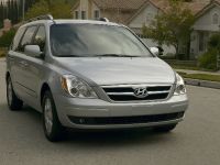 Hyundai Entourage (2007)