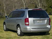 Hyundai Entourage (2007)