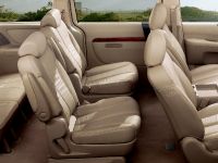 Hyundai Entourage (2007)