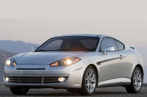Hyundai Tiburon Coupe (2007) - picture 9 of 14