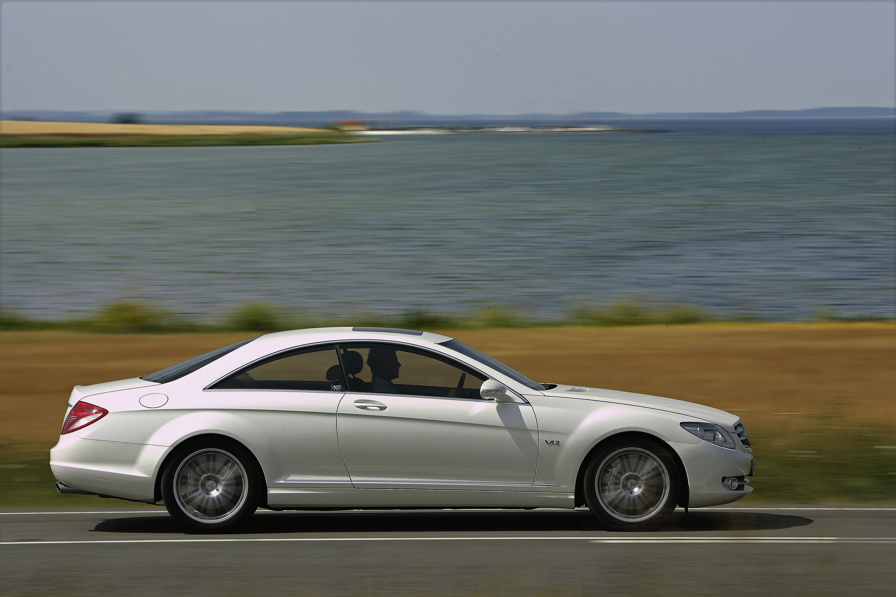 Mercedes-Benz CL600