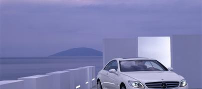 Mercedes-Benz CL600 (2007) - picture 15 of 99