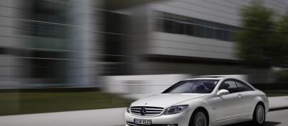 Mercedes-Benz CL600 (2007) - picture 47 of 99