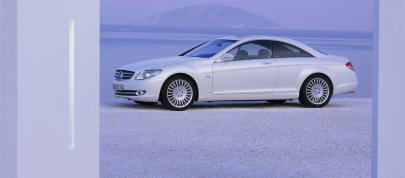 Mercedes-Benz CL600 (2007) - picture 52 of 99