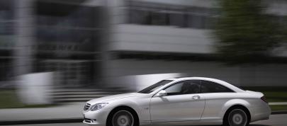 Mercedes-Benz CL600 (2007) - picture 60 of 99