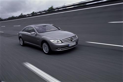 Mercedes-Benz CL600 (2007) - picture 32 of 99