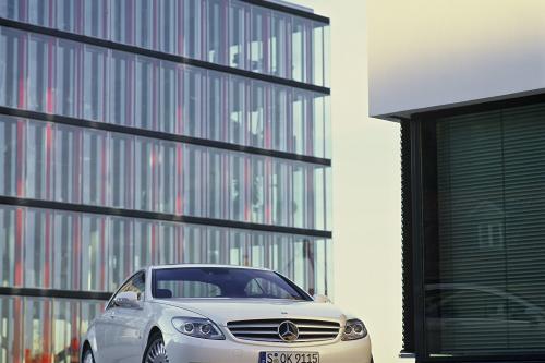 Mercedes-Benz CL600 (2007) - picture 41 of 99