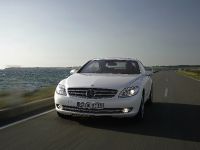 Mercedes-Benz CL600 (2007) - picture 18 of 99