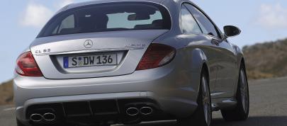 Mercedes-Benz CL63 AMG (2007) - picture 12 of 16