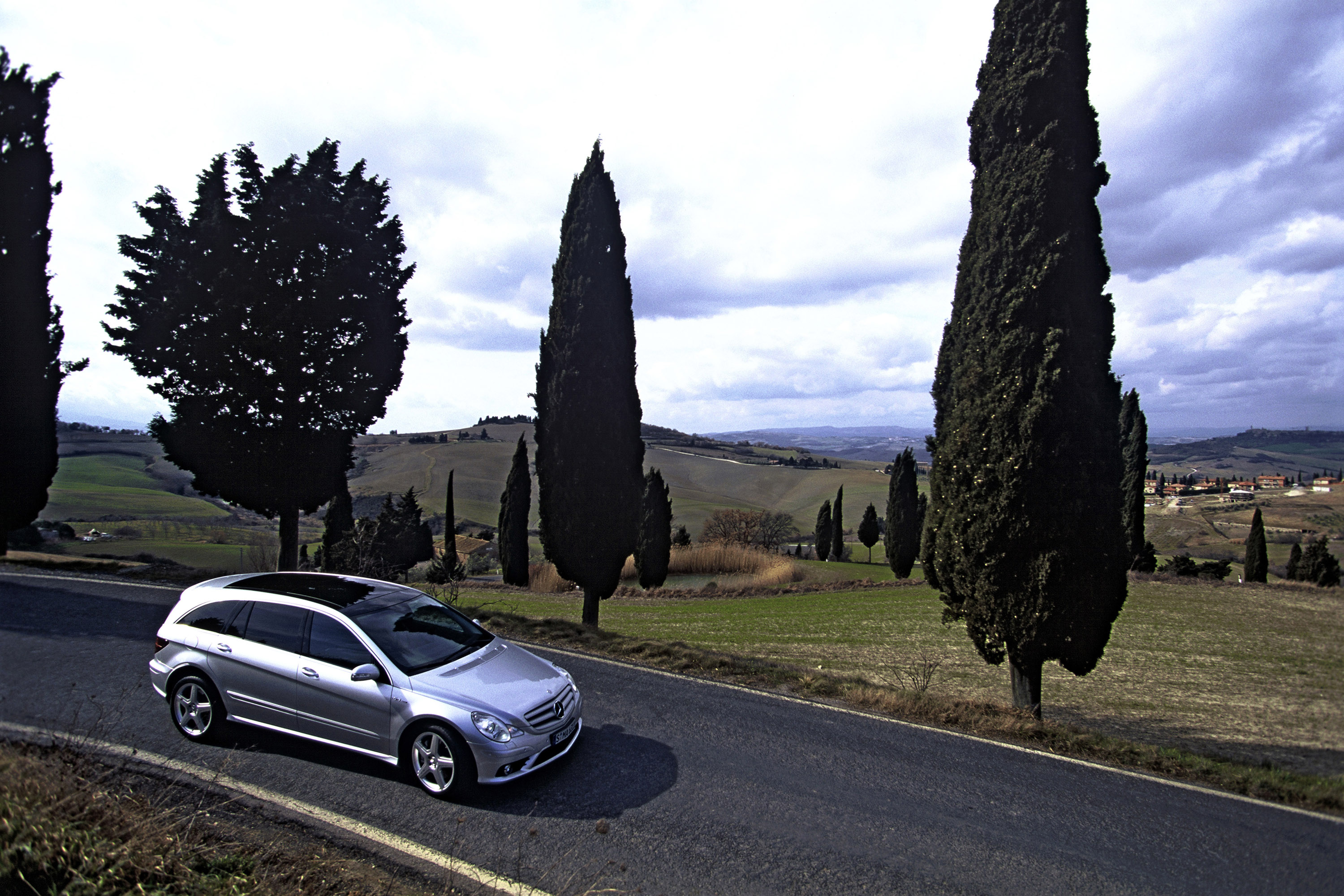 Mercedes-Benz R 63 AMG