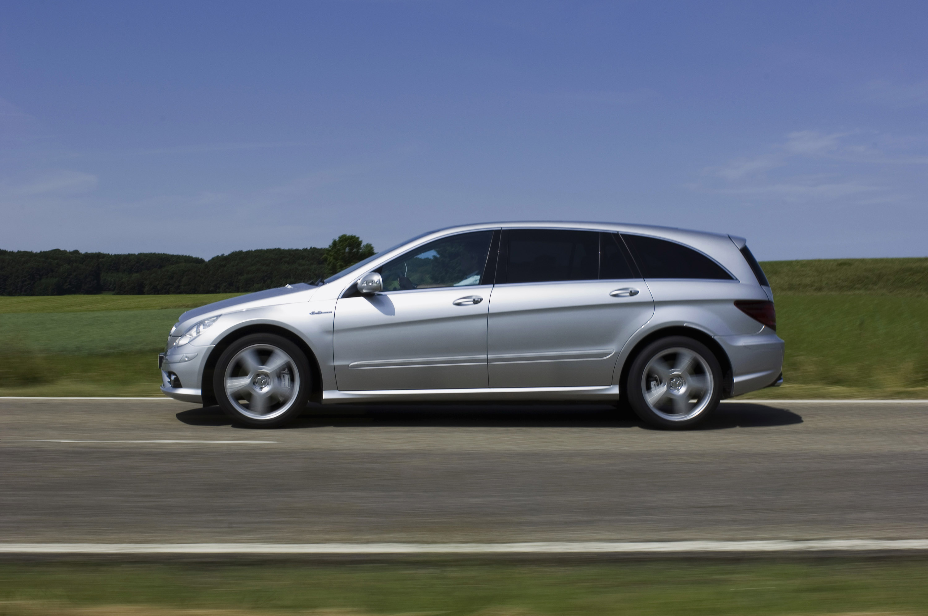 Mercedes-Benz R 63 AMG