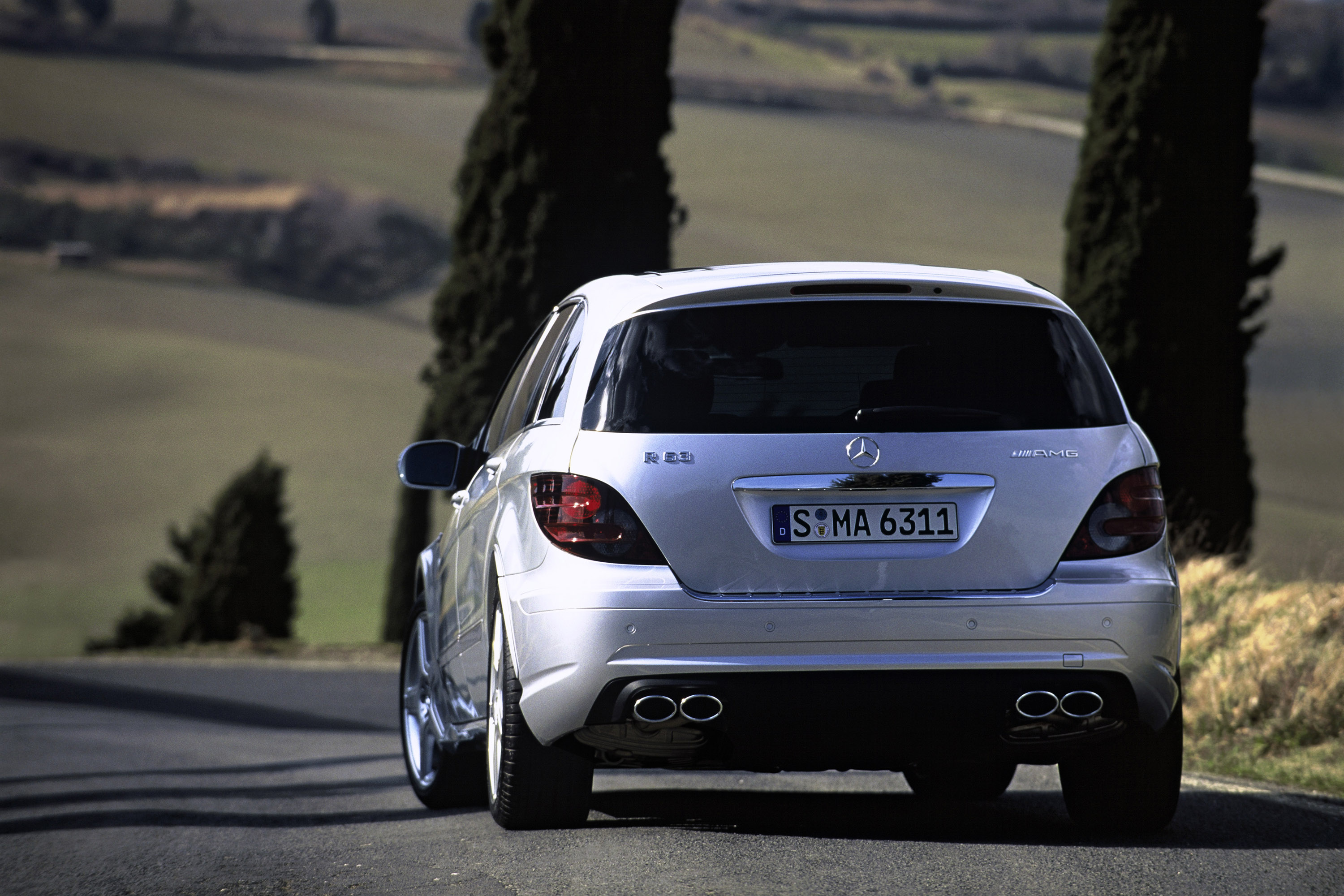 Mercedes-Benz R 63 AMG