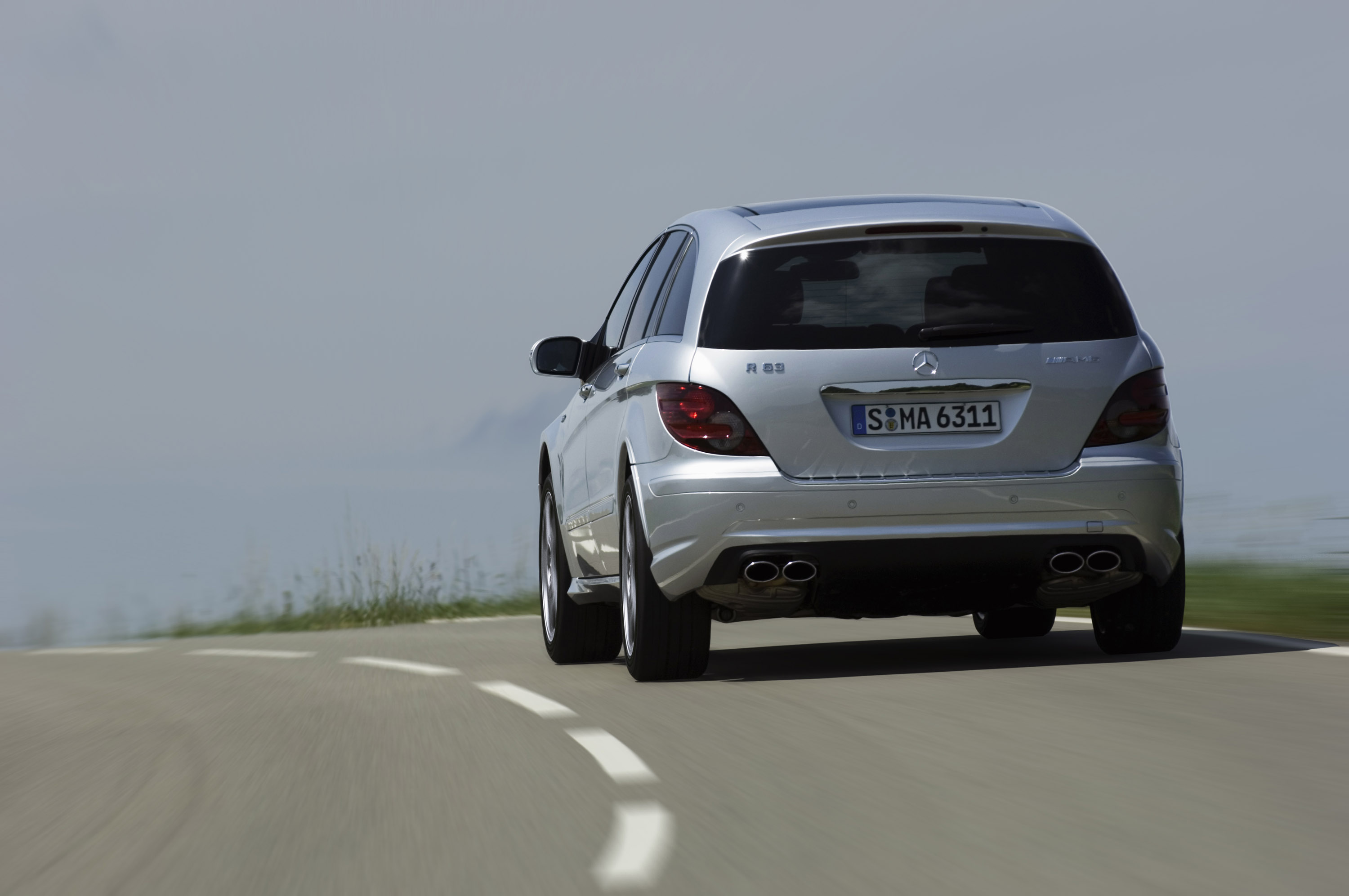 Mercedes-Benz R 63 AMG