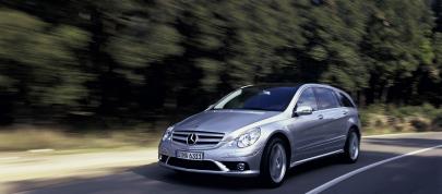 Mercedes-Benz R 63 AMG (2007) - picture 20 of 59