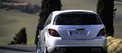 Mercedes-Benz R 63 AMG (2007) - picture 44 of 59
