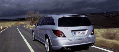 Mercedes-Benz R 63 AMG (2007) - picture 47 of 59