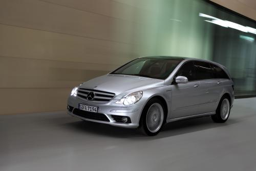 Mercedes-Benz R 63 AMG (2007) - picture 9 of 59