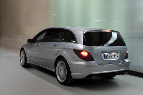 Mercedes-Benz R 63 AMG (2007) - picture 41 of 59