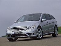 Mercedes-Benz R 63 AMG (2007) - picture 3 of 59