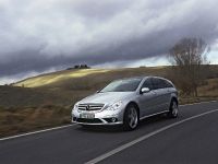Mercedes-Benz R 63 AMG (2007) - picture 14 of 59