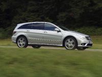Mercedes-Benz R 63 AMG (2007) - picture 34 of 59