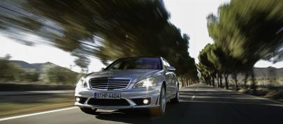 Mercedes-Benz S65 AMG (2007) - picture 7 of 21