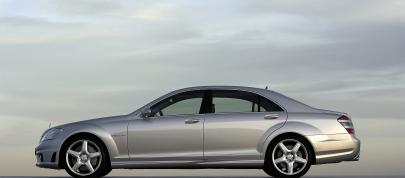Mercedes-Benz S65 AMG (2007) - picture 15 of 21