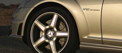 Mercedes-Benz S65 AMG (2007) - picture 20 of 21