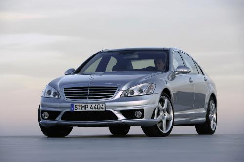 Mercedes-Benz S65 AMG (2007) - picture 1 of 21
