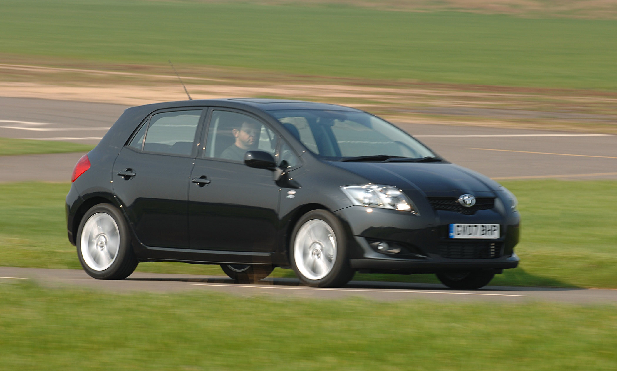 Toyota Auris T180