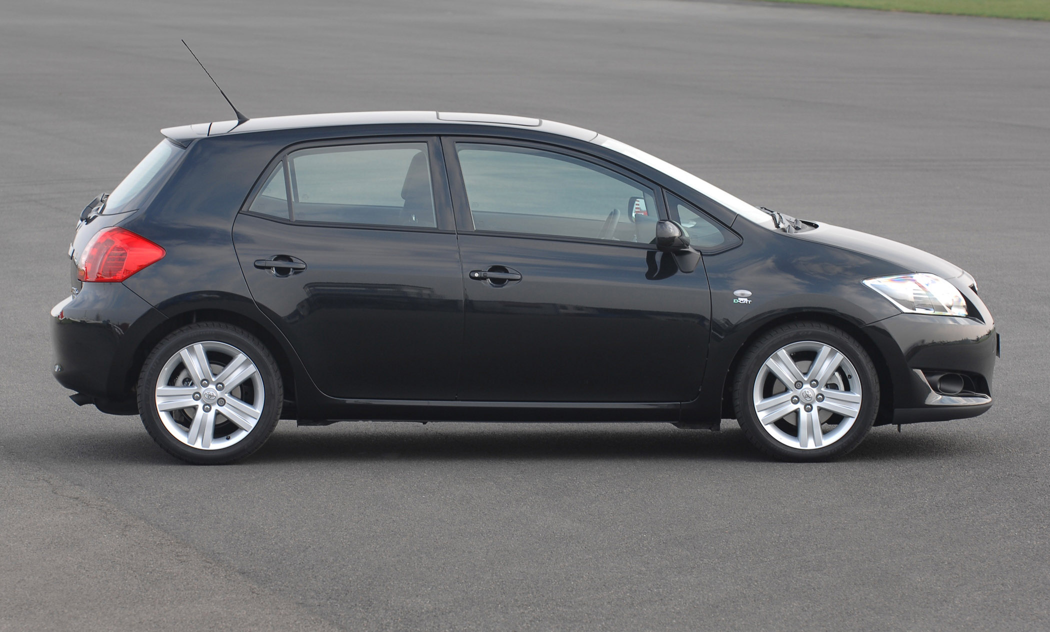 Toyota Auris T180