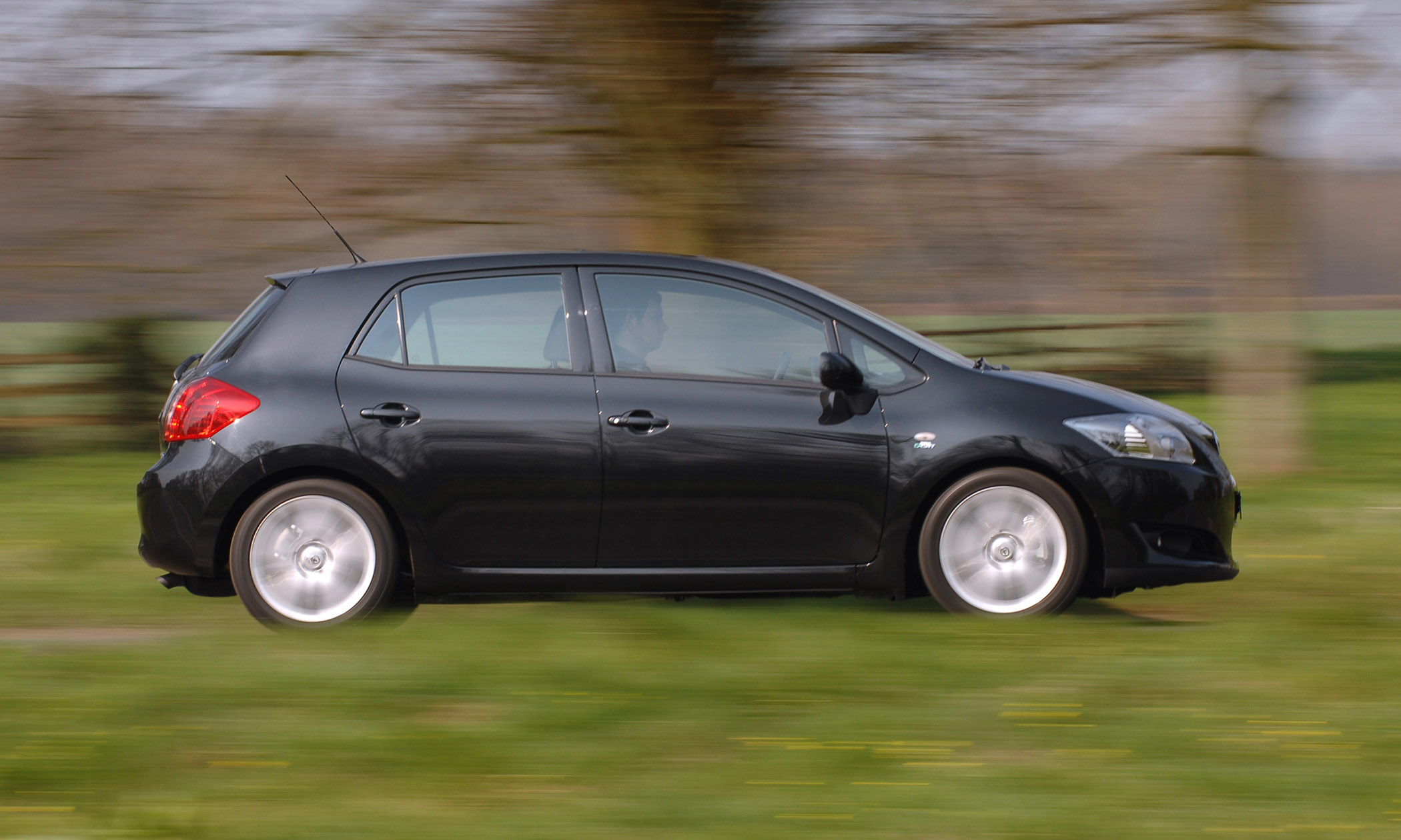 Toyota Auris T180